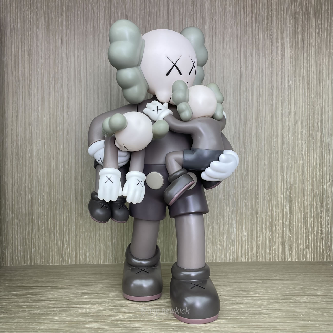 Kaws Clean Slate Figure (4) - newkick.cc